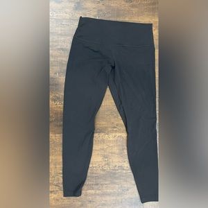 LuluLemon black 32” Align Leggings